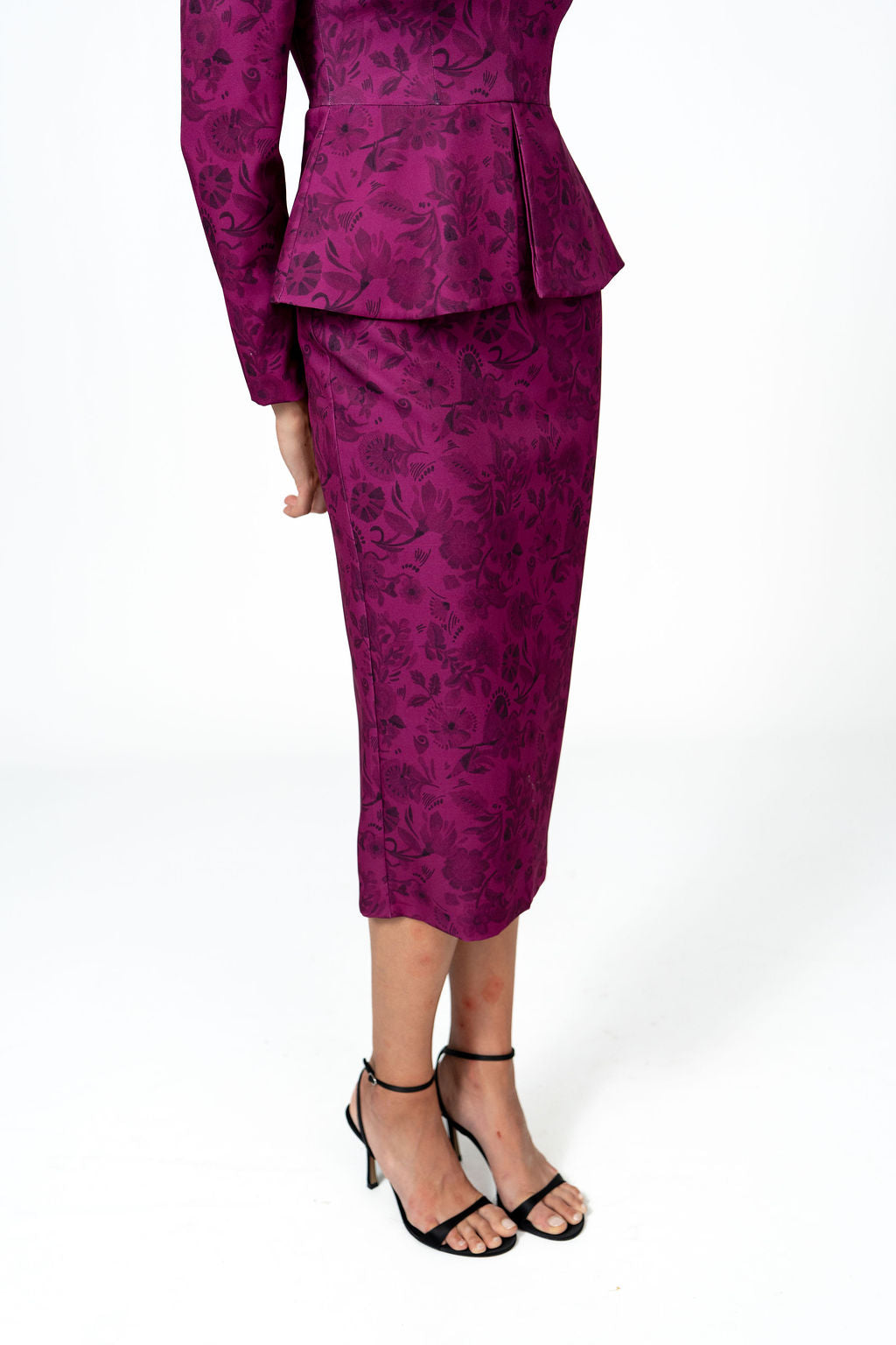 PEPLUM